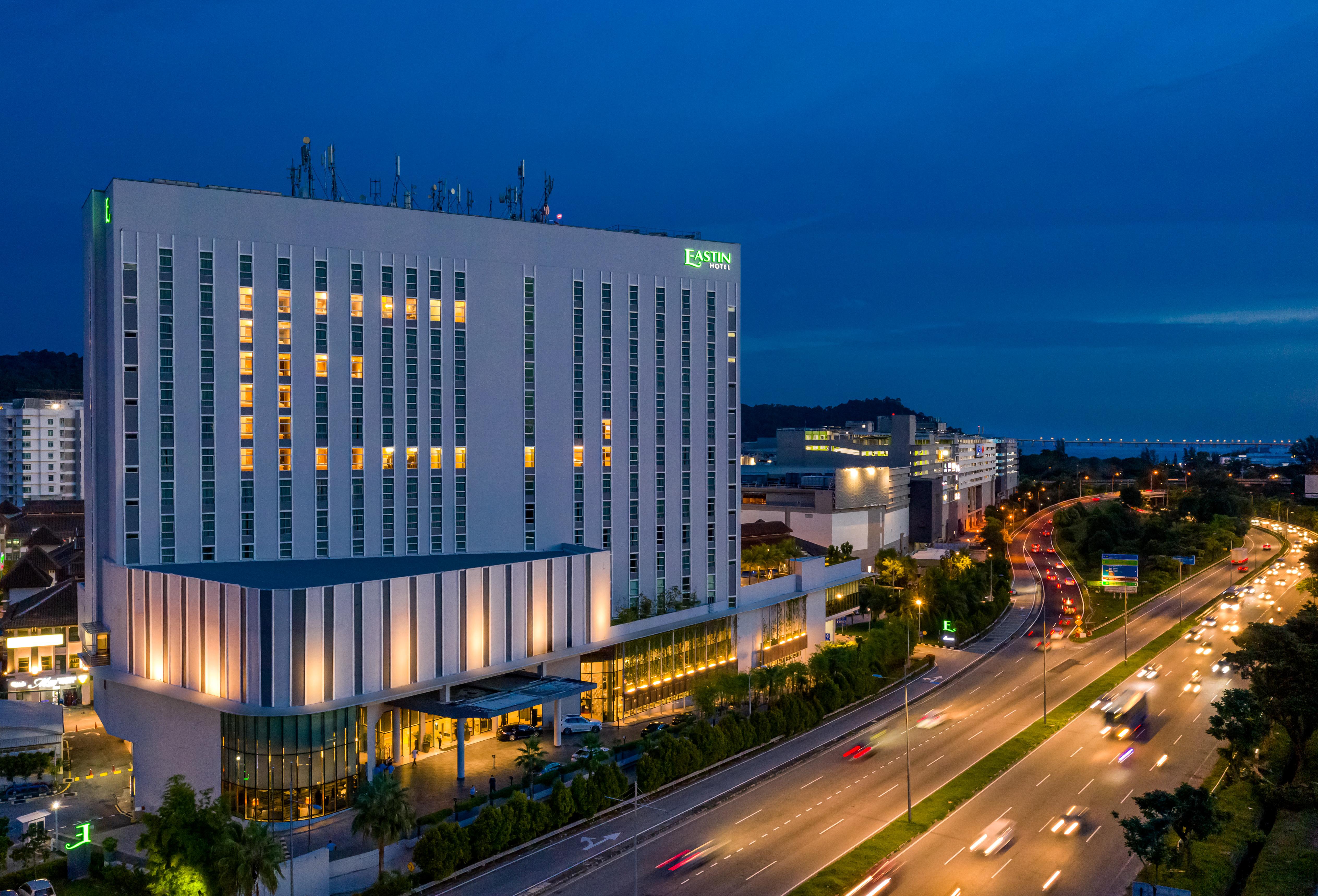 Eastin Hotel Penang Sungai Dua Bukit Екстериор снимка